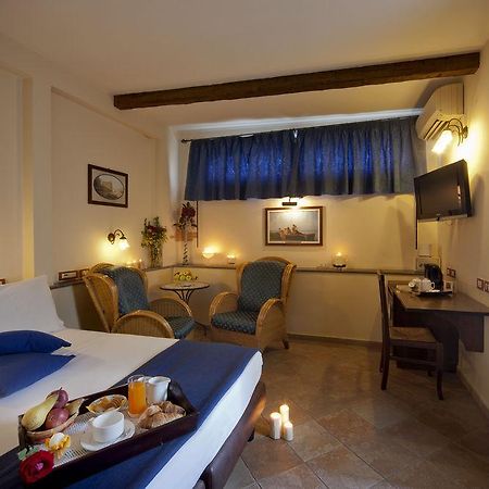 Hotel Il Convento Napoli Esterno foto