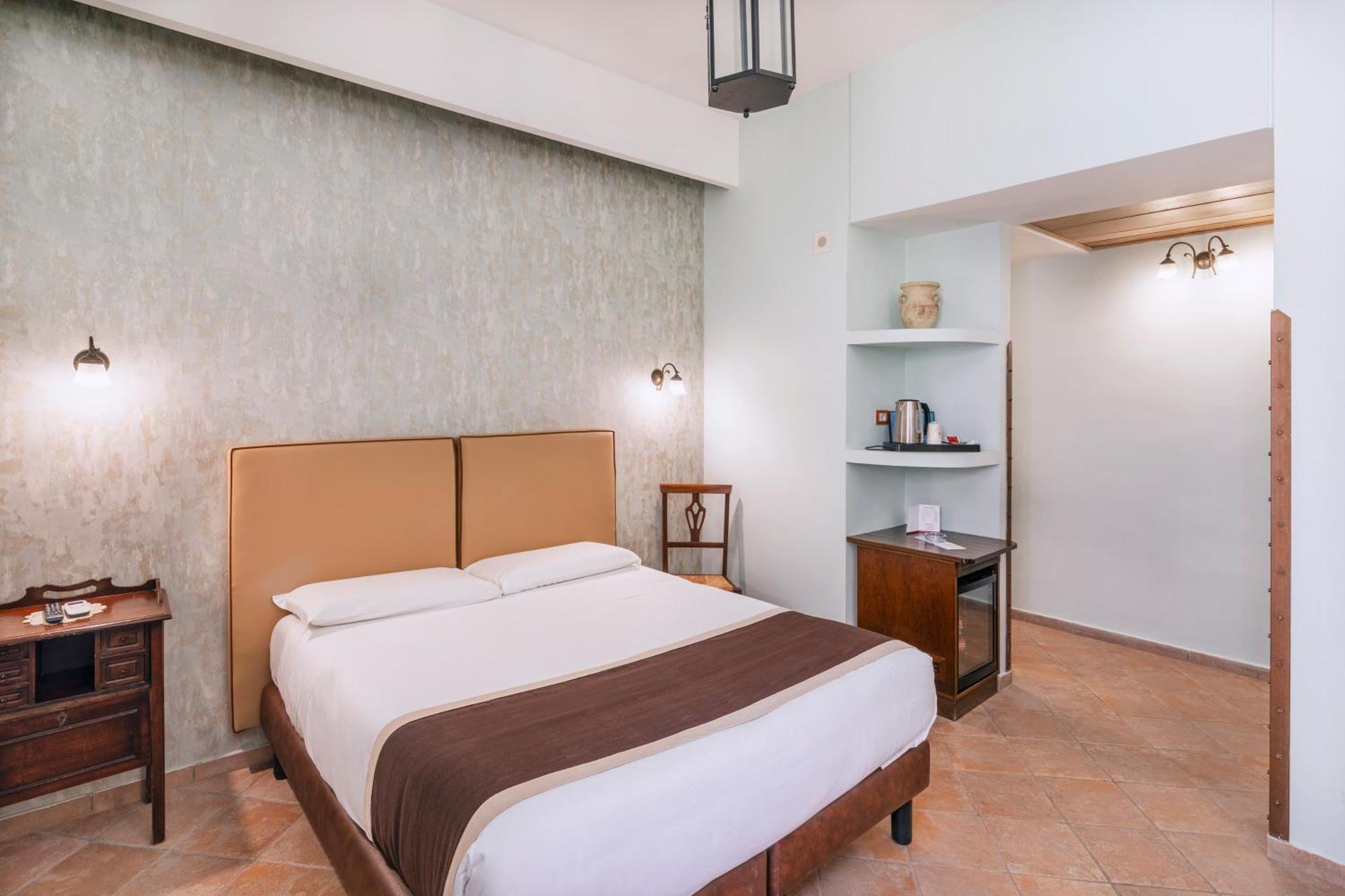 Hotel Il Convento Napoli Esterno foto